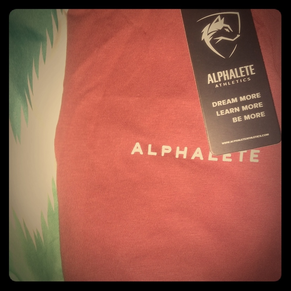 4 mens alphalete t shirts